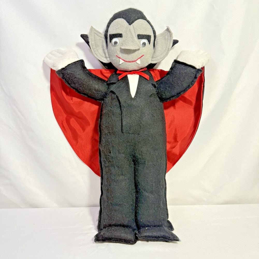 Vintage Handmade Halloween Black Grey‎ Vampire With Cape Door Decoration